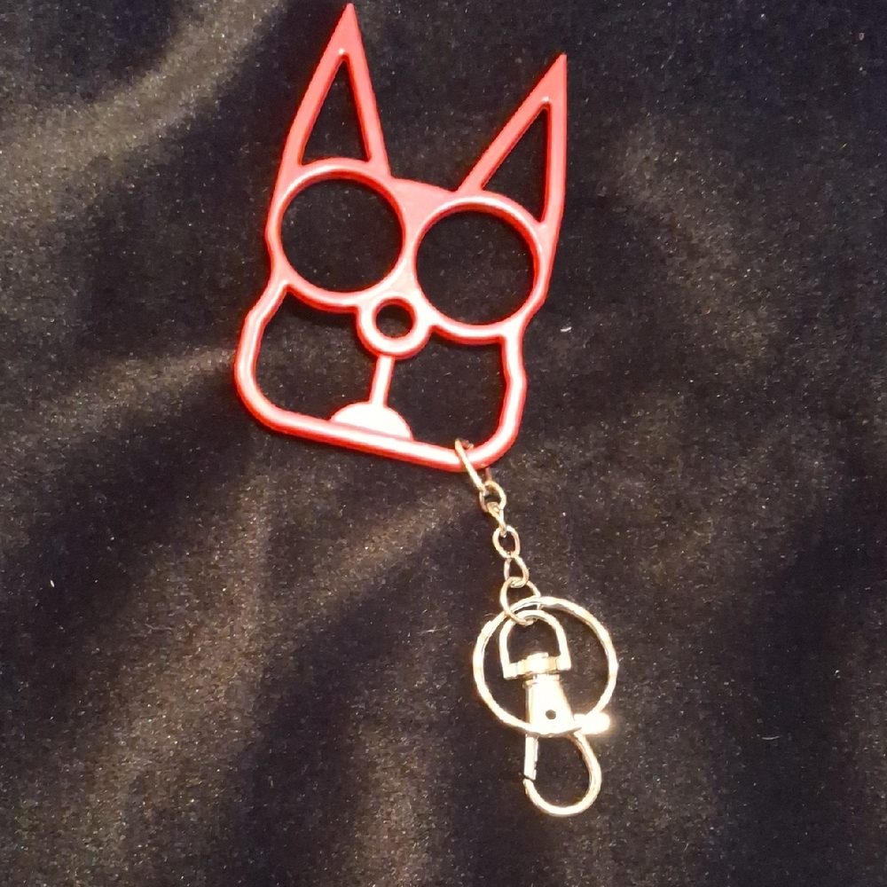 Red Cat-Shaped Keychain - Picture 2 of 2